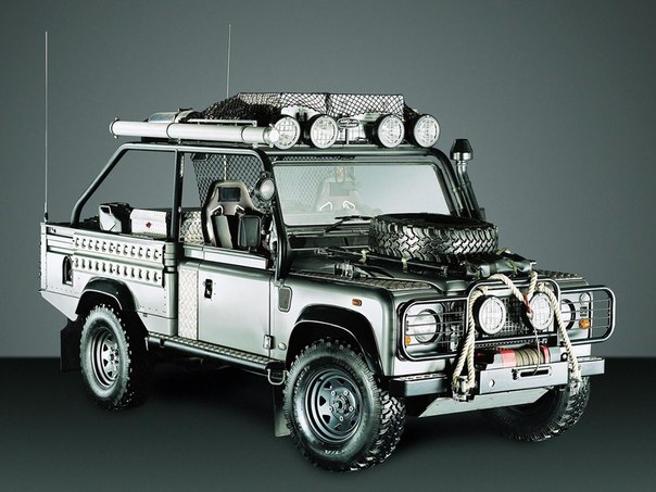 Land Rover Defender 90 "Tomb Raider", 2001