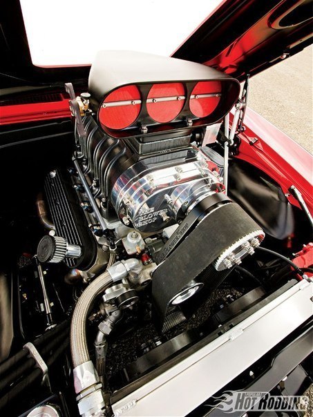 1968 Chevy Camaro Huge Blower