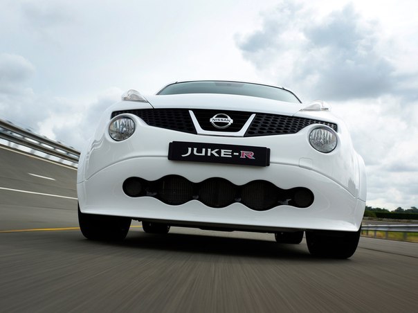 Первый Nissan Juke-R за полмиллиона евро сошел с конвейера