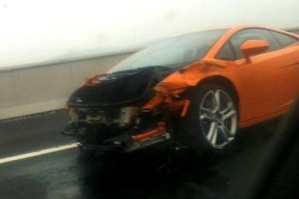 Тест-драйв Lamborghini Gallardo закончился уничтожением автомобиля