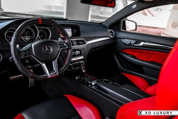 Mercedes-Benz C63 AMG в тюнинге Mode Carbon