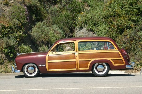 1949 Ford Woodie 