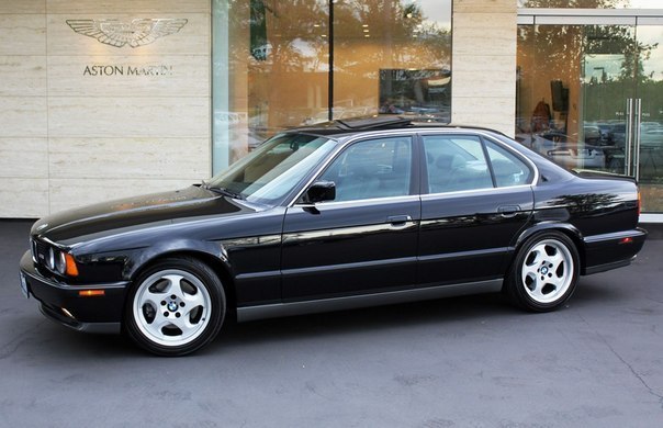 BMW M5 (E34), 1991
