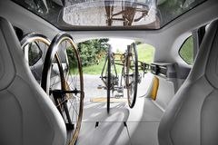 BMW построила концепт «велосипедовоза» Active Tourer Outdoor