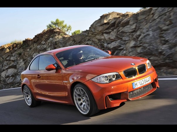 BMW M1 Coupe/2011 год
