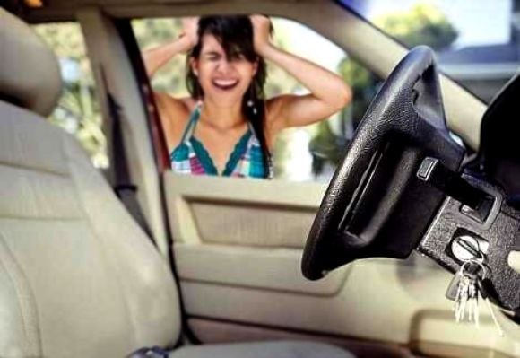 Что делать, если закрыли ключи в машине
