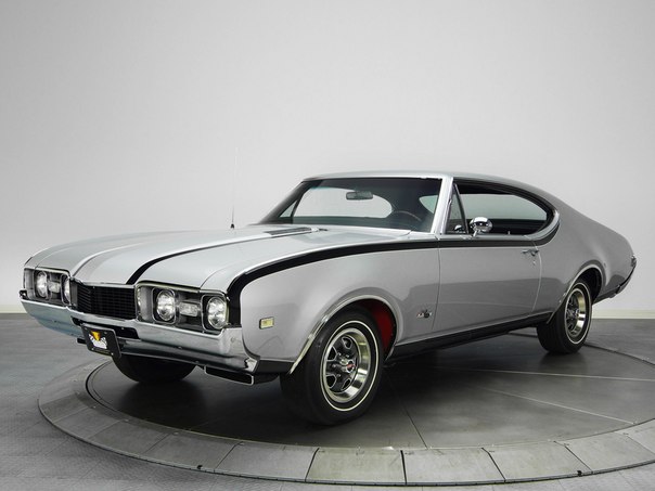 Oldsmobile Hurst/Olds 442 Holiday Coupe (4487), 1968