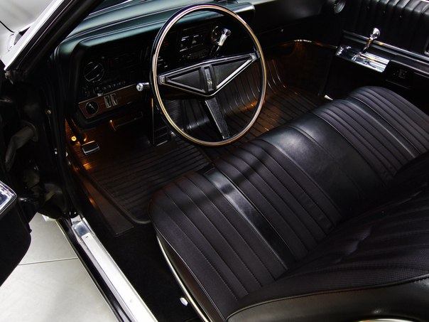 Oldsmobile Toronado, 1968