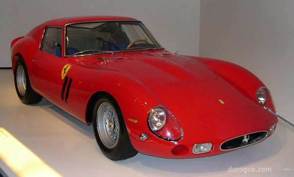 Самая дорогая машина в мире - раритетная модель итальянского производителя Ferrari 250 GTO 1961 года выпуска. Машина была продана жителю Британии за рекордную сумму в 28 500 000 долларов США. До продажи самая дорогая машина в мире принадлежала Lee Kun-hee из Samsung Electronics. Суперкар Ferrari 250 GTO производился с 1961 по 1964 года. За это время было выпущено 39 моделей, что намного ниже других машин подобного класса. Счастливых обладателей каждого Ferrari 250 GTO определяли лично Энцо Феррари или его представитель Луиджи Чинетти.