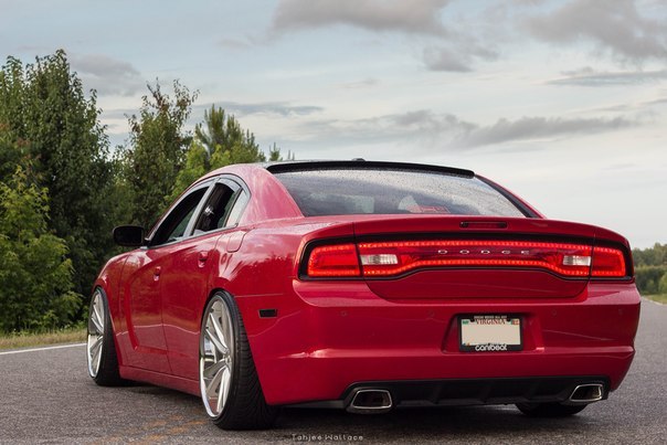 Dodge Charger R/T.