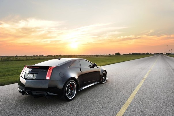 Американская компания Hennessey Performance, профессионально занимающаяся тюнингом автомобилей, представила доработанную версию купе Cadillac CTS-V — VR1200 Twin Turbo Coupe.