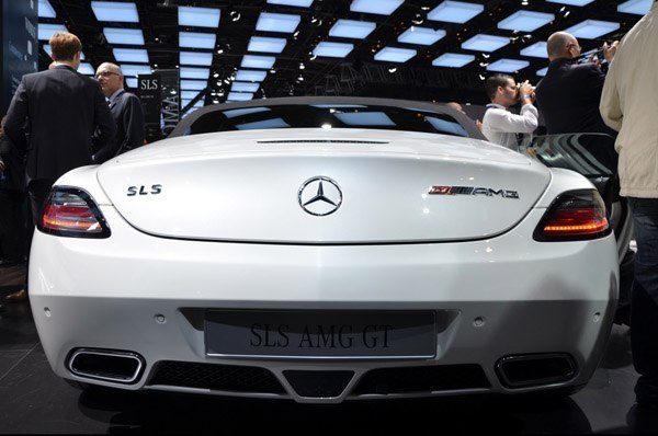 Mercedes SLS AMG GT Roadster - новинка Парижа