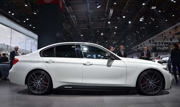 BMW 335i M Performance - Парижская премьера 