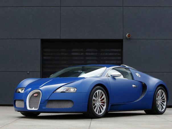 Bugatti Veyron "Bleu Centenaire"