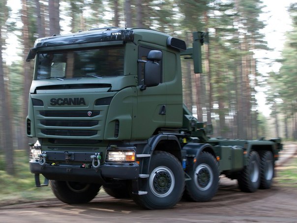 Scania R480 8x8 Tractor