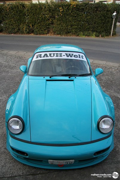 RWB Porsche 964