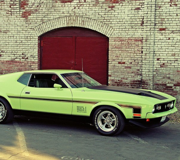 '71 Ford Mustang Mach 1