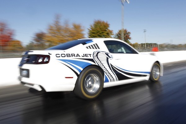 Ford Mustang Cobra Jet получил мотор 5.0 EcoBoost