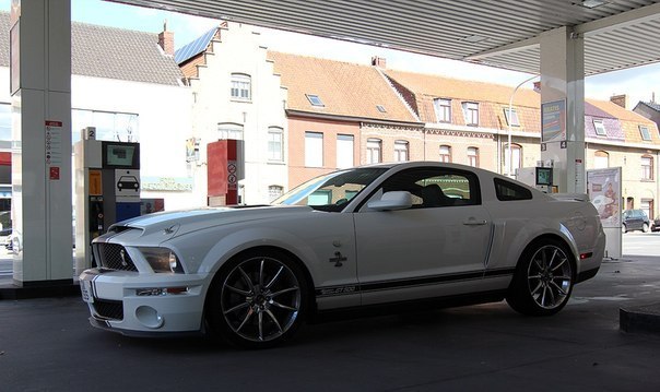 Ford Mustang Shelby GT 500 Supersnake