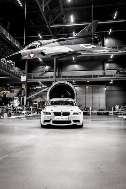 BMW M3 e90