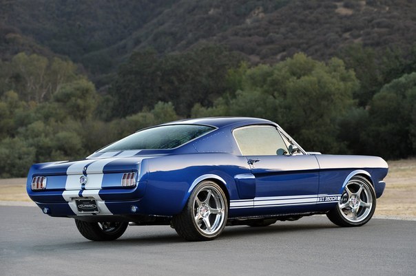 Classic Recreations Shelby GT350CR