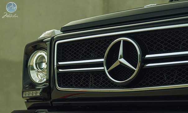 Mercedes-Benz G550.