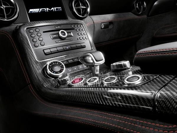 Mercedes-Benz рассекретил SLS AMG Black Series
