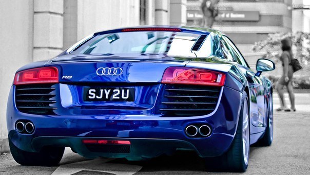 Audi R8 V8.