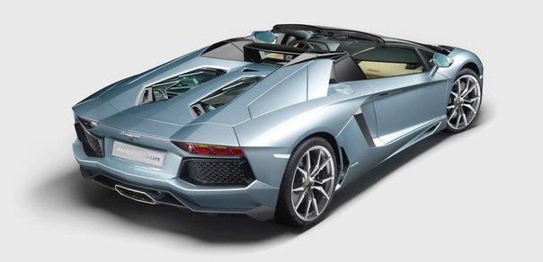 Итальянцы показали Lamborghini Aventador без крыши