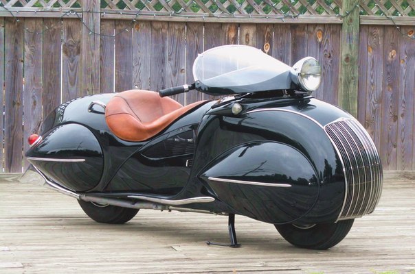 Мотоцикл "Henderson Streamline", уцелевший с 1930 года.