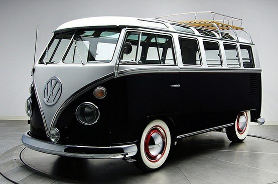 1963 VW 21 Window Deluxe Samba Bus