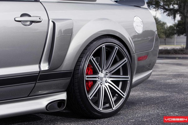 Ford Ronaele Mustang 550R.