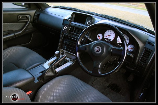 Nissan Skyline GT-R V-spec (BNR34), 1999–2002.