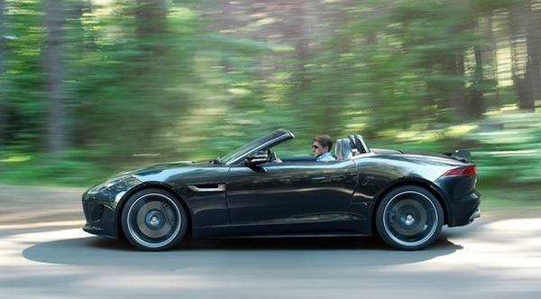 Jaguar привезет в Лос-Анджелес F-Type Black Pack