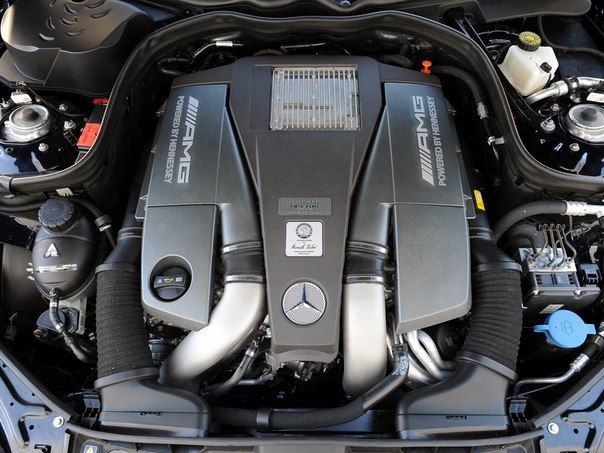 Hennessey Mercedes-Benz E 63 AMG V8 Biturbo HPE700