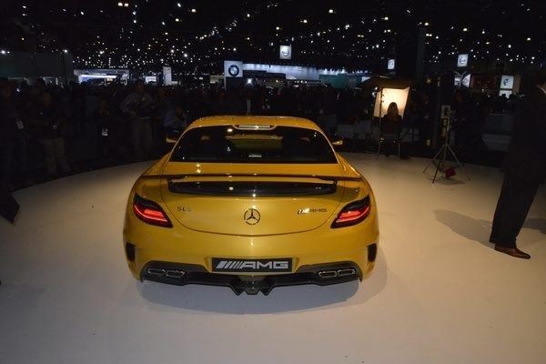 Mercedes-Benz представил SLS AMG Black Series