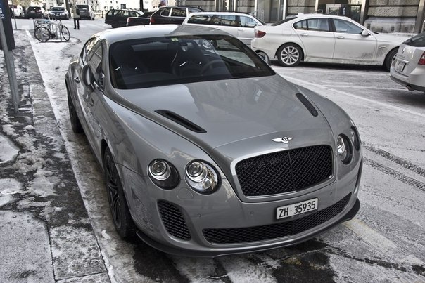 Bentley Continental Supersports with some carbon
