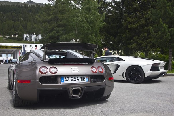 Veyron and an Aventador