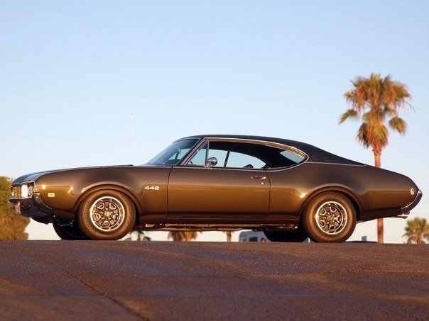Oldsmobile 442 Holiday Coupe (4487) '1968
