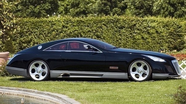 Maybach Exelero — автомобиль марки Maybach, являющийся самым дорогим спорткаром в мире. Был куплен американским рэпером Birdman стоимостью 8 000 000 $. Объем битурбированного двигателя V12 — 6 л., мощность — 700 л.с., максимальная скорость — 351 км/ч, разгон до 100 км/ч — 4.4с.
