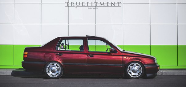 VW Vento "The Color Of Cherries", 1993