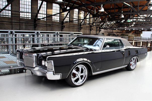 Lincoln Continental Mark III