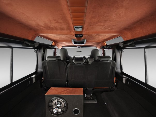 Land Rover Defender "The Twins" от Vilner Studio, 2011