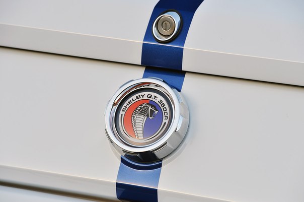 Classic Recreations Shelby GT350CR