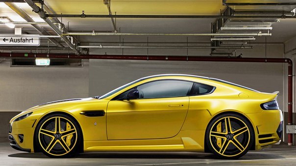 Aston Martin Vantage V12